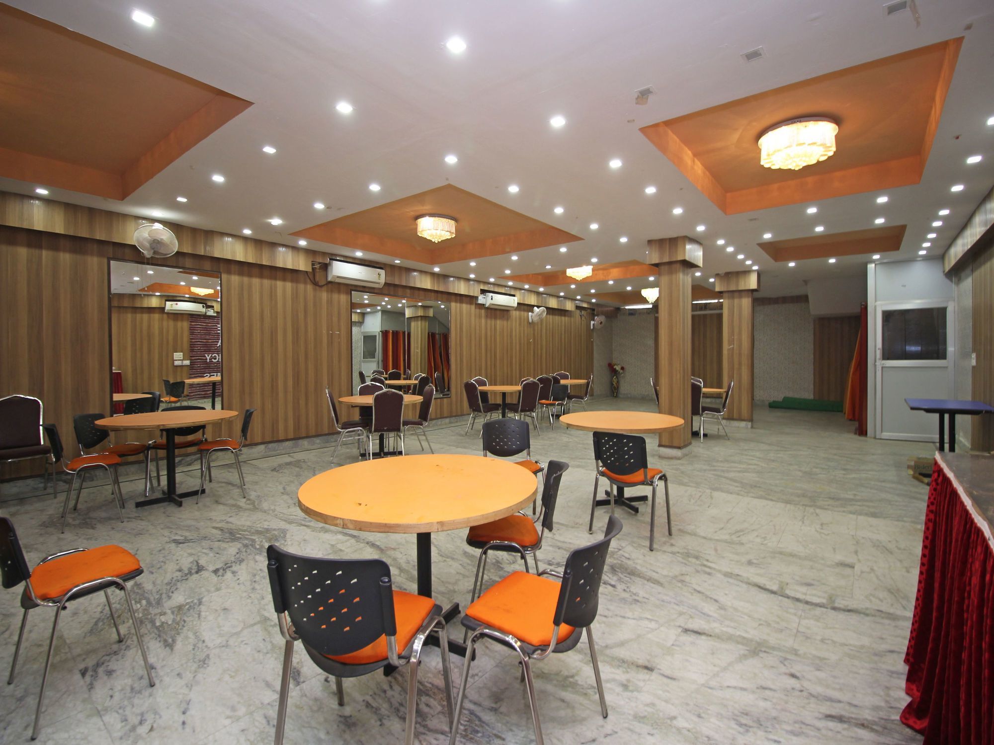 Oyo 576 Hotel Shree Kanta Residency Gurgaon Eksteriør bilde