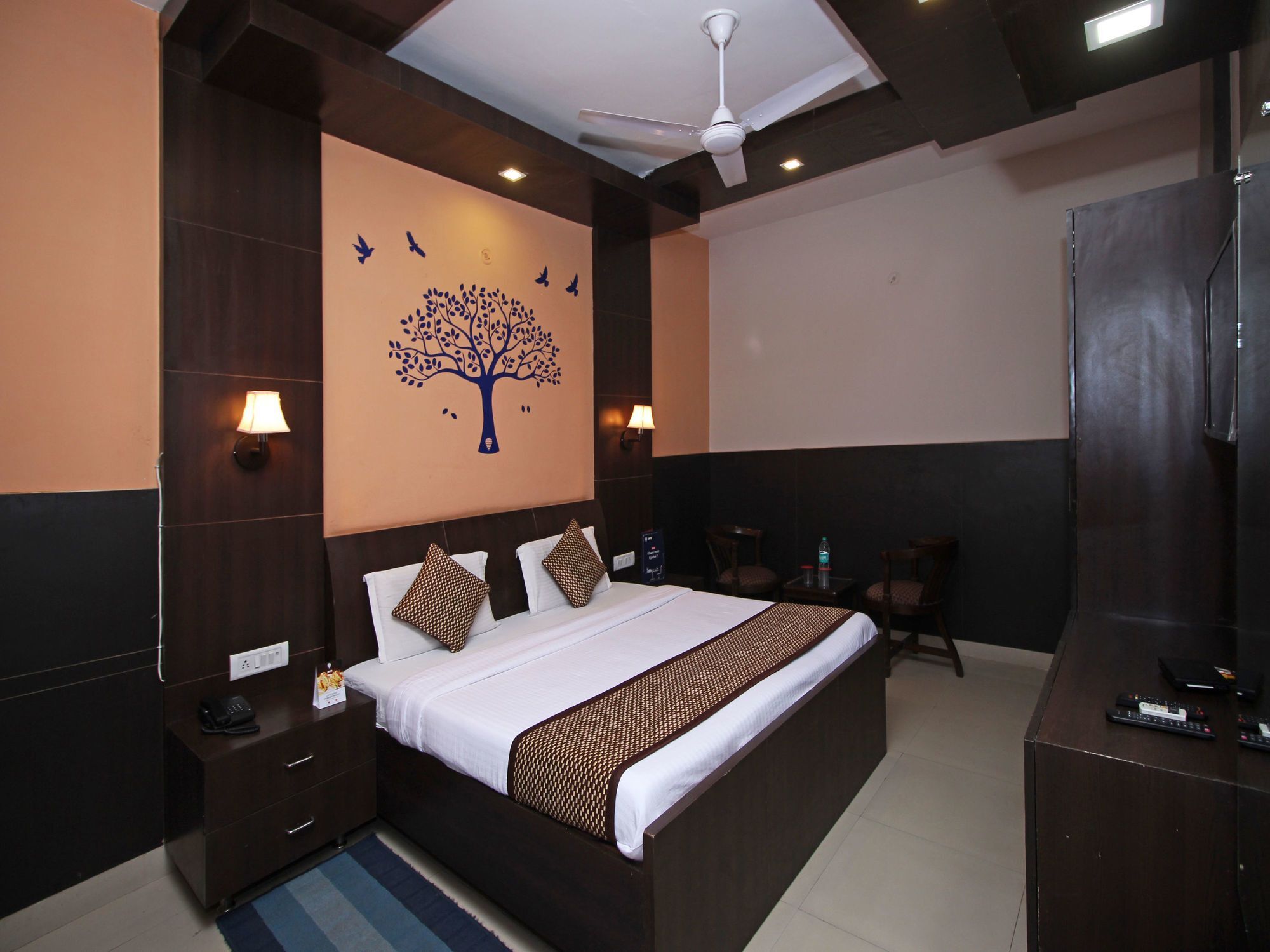 Oyo 576 Hotel Shree Kanta Residency Gurgaon Eksteriør bilde