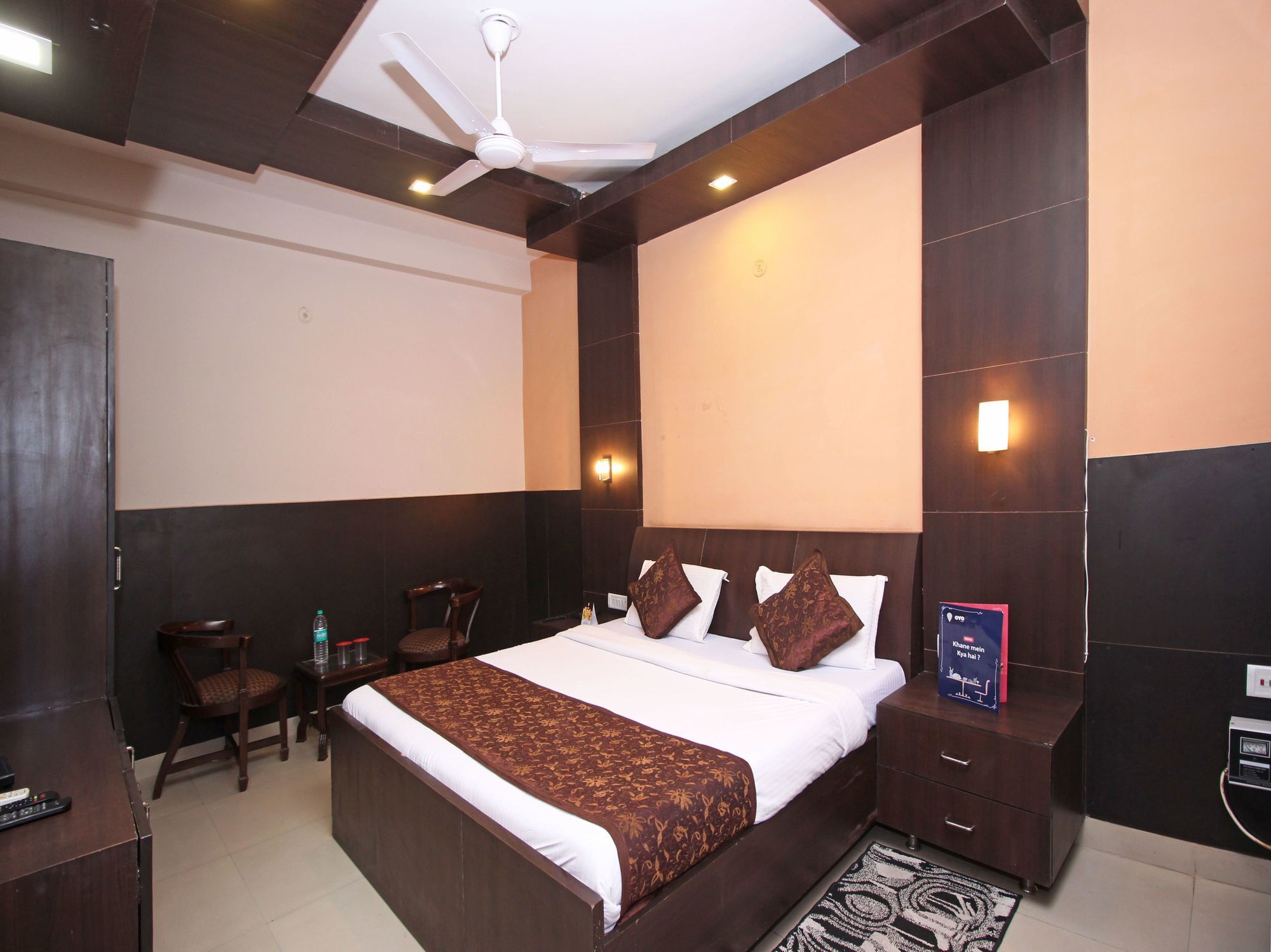 Oyo 576 Hotel Shree Kanta Residency Gurgaon Eksteriør bilde